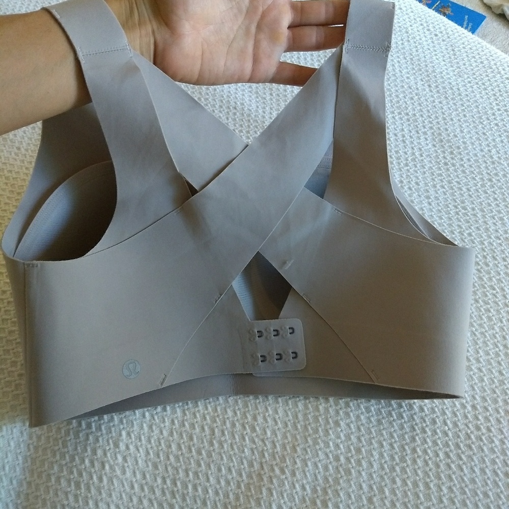 Lululemon Enlite Bra